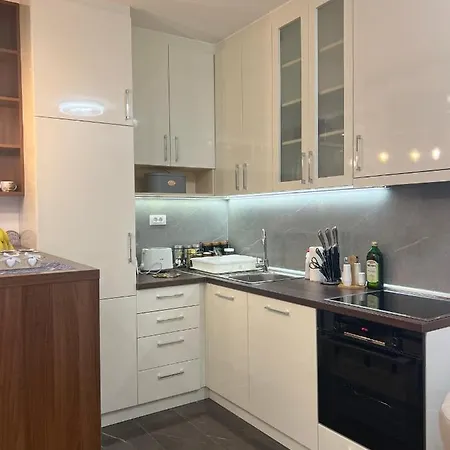 Big Sky - Apartment *